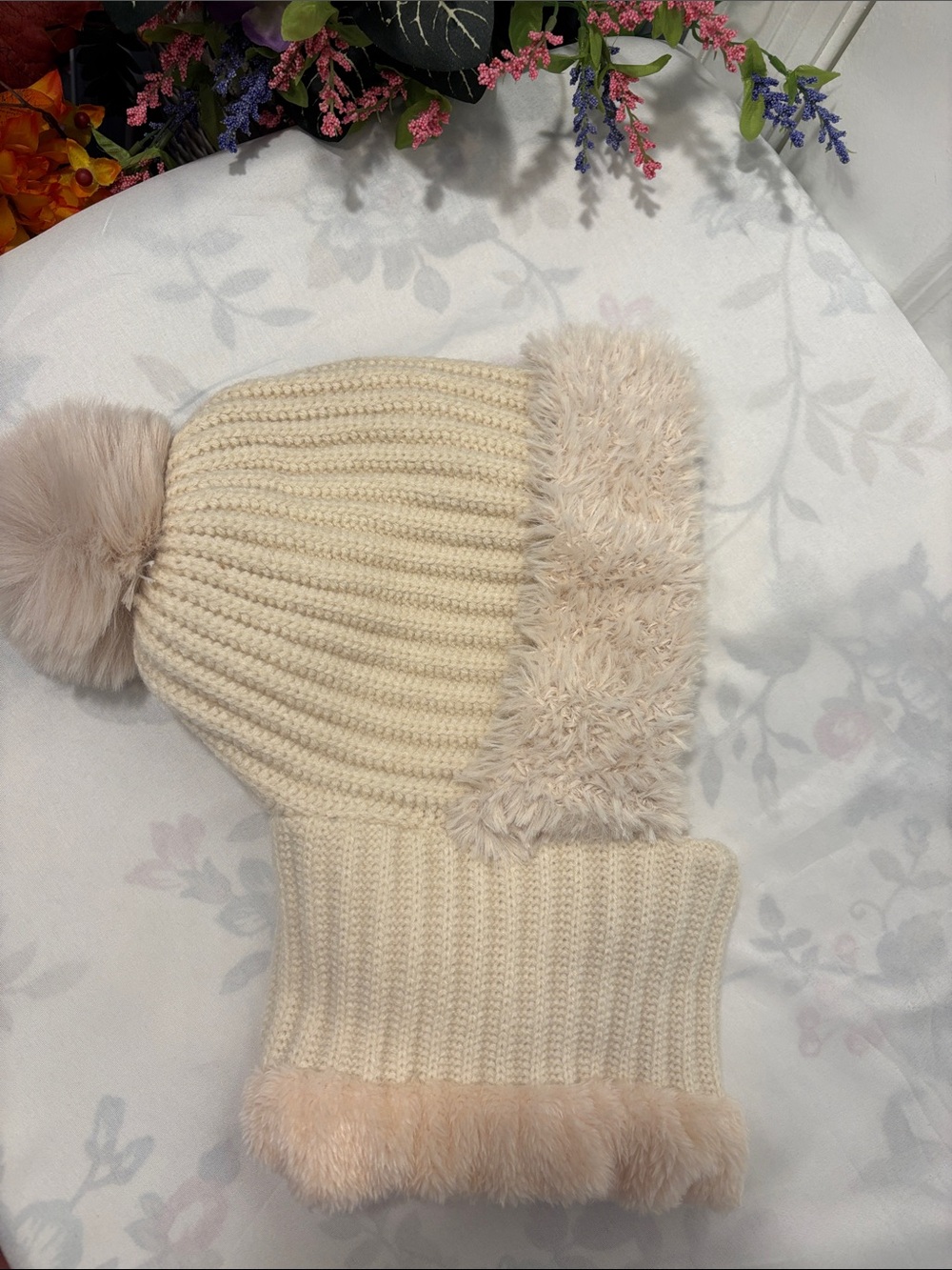 Cozy Cream Knit Hood Hat Faux Fur Trim Pom Pom Winter Hat